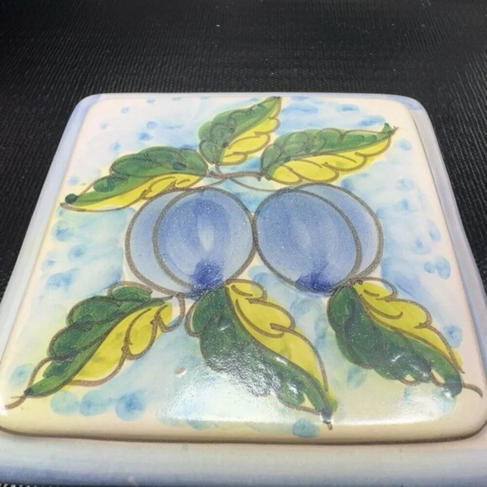 FRATANTONI Vietri Italy Hand Painted Art Pottery Tile Plum Fruit‎ Wall TRIVET